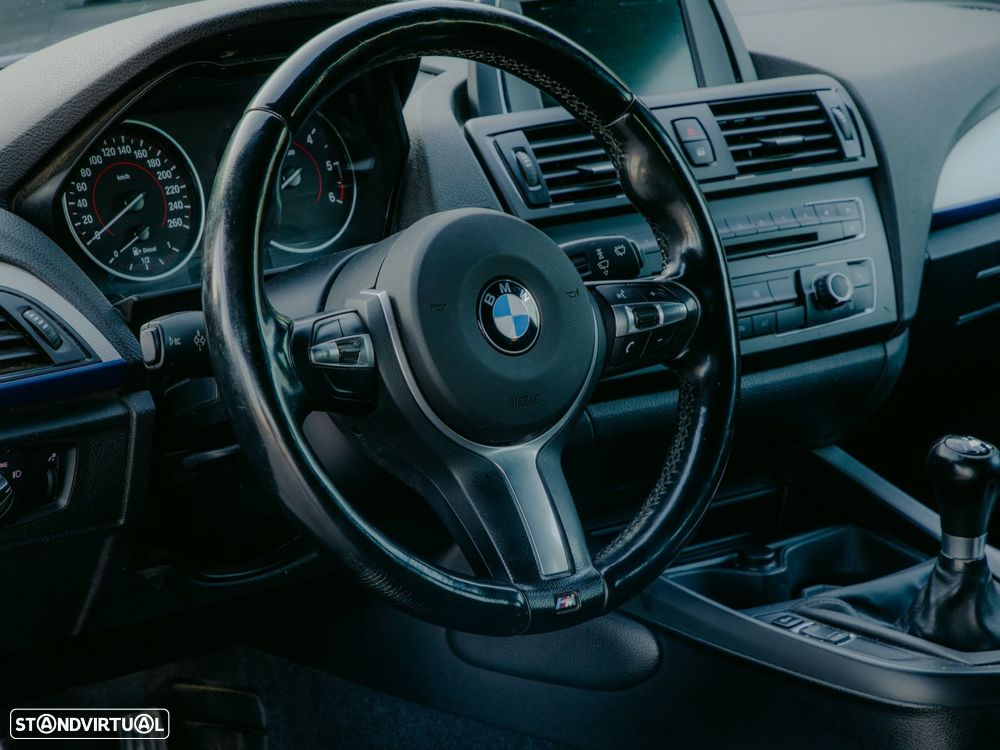 BMW 116 d Pack M - 13