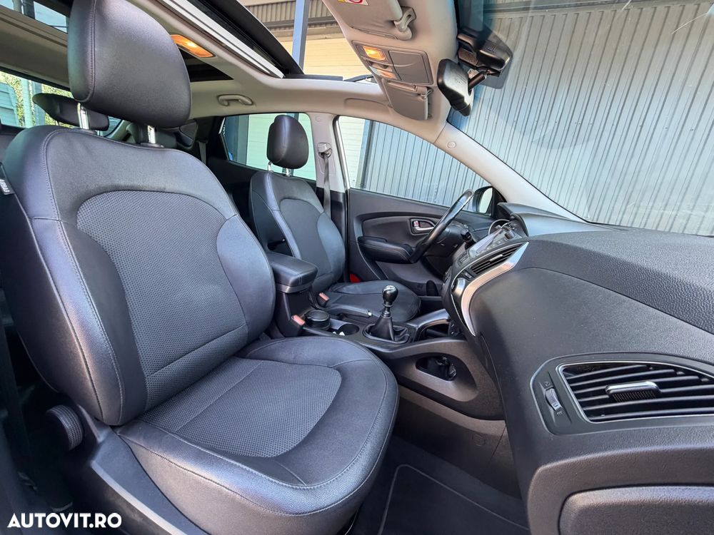 Hyundai ix35 2.0 CRDI High 4WD GLS Premium - 21