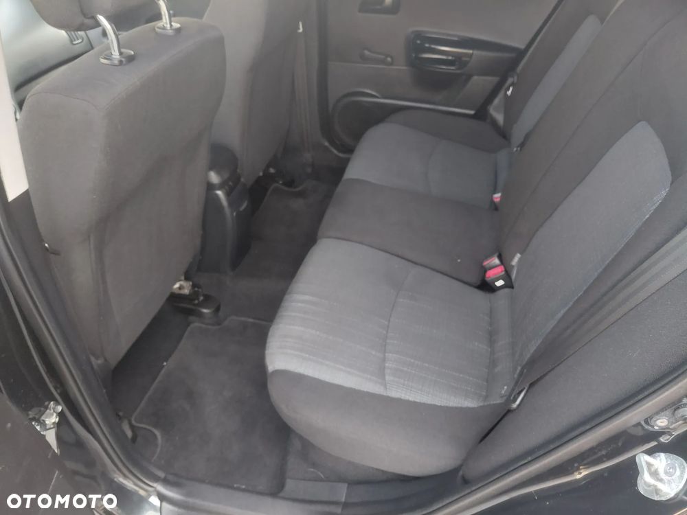 Kia Ceed - 9
