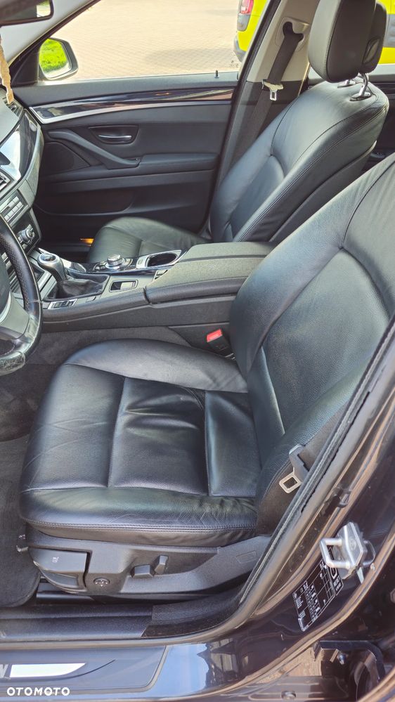 BMW Seria 5 - 10