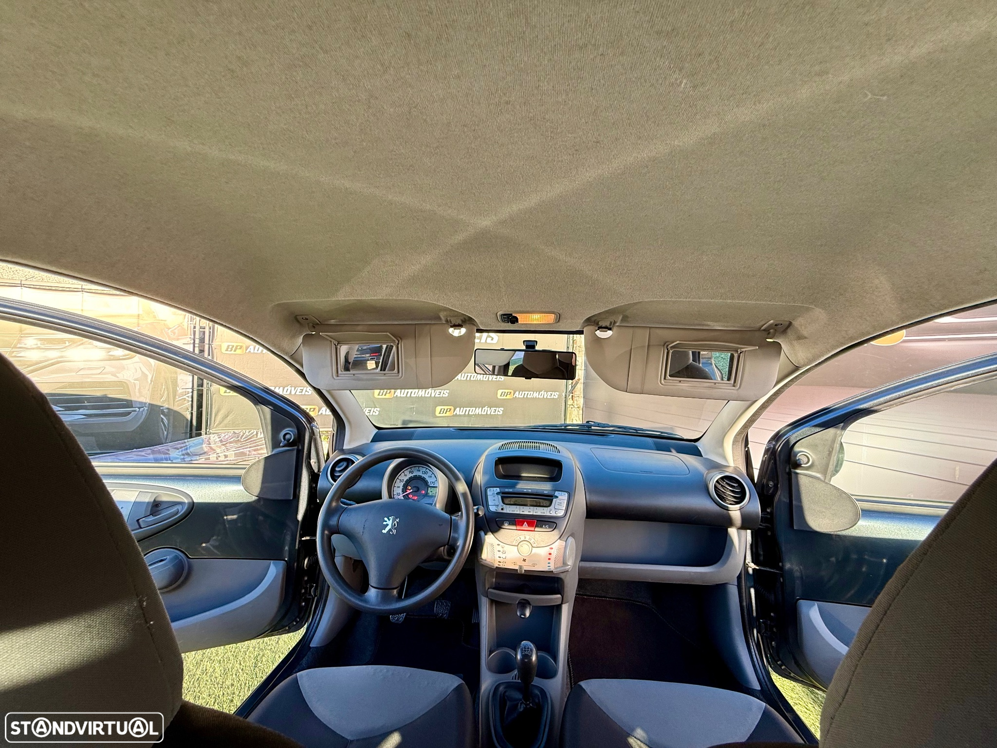 Peugeot 107 1.0 Urban - 32