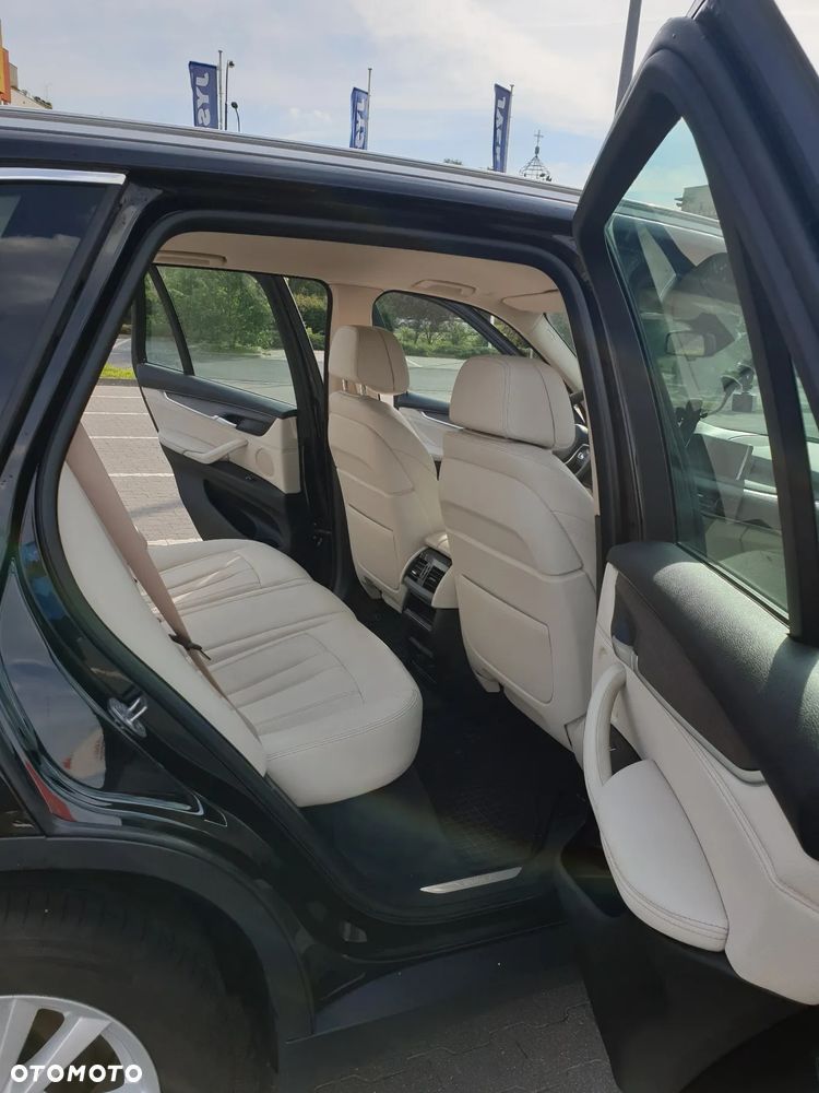 BMW X5 xDrive25d - 13