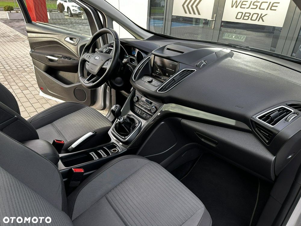 Ford C-MAX 2.0 TDCi Start-Stop-System Titanium - 18