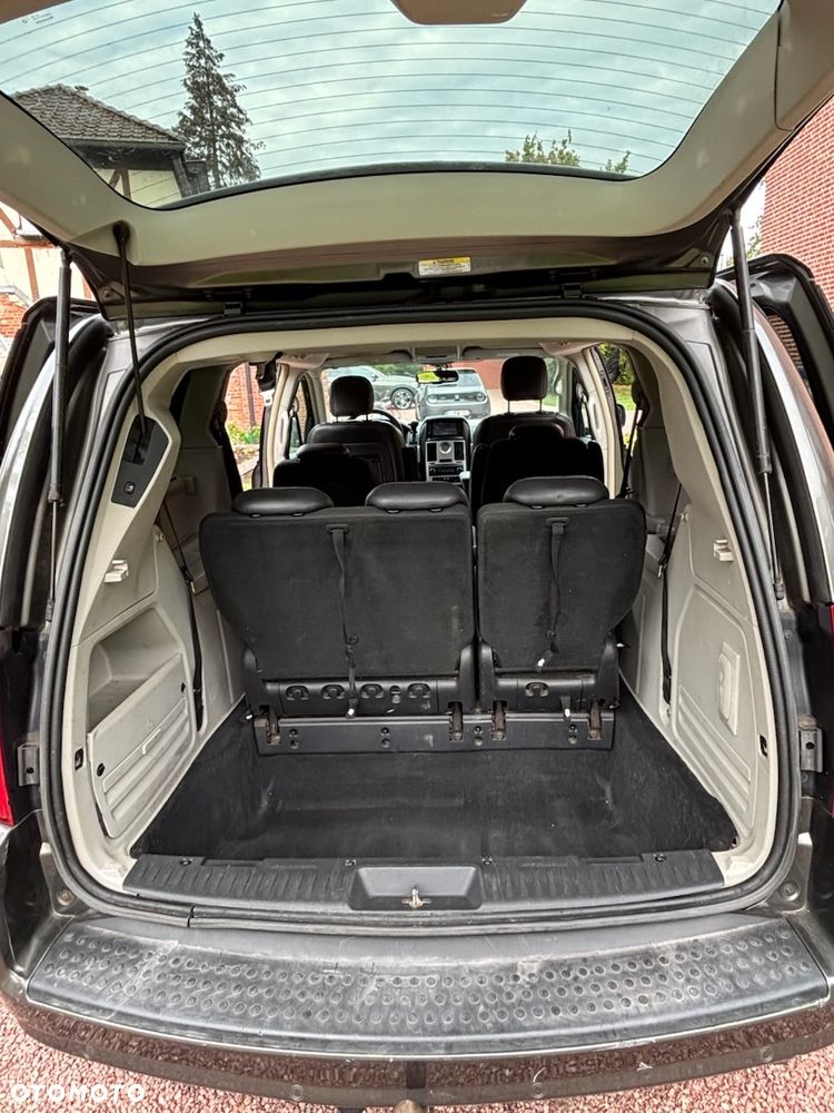 Chrysler Grand Voyager 2.8 CRD Automatik Limited - 24