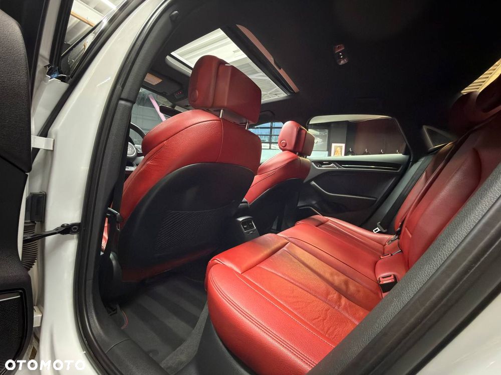 Audi S3 S tronic - 18