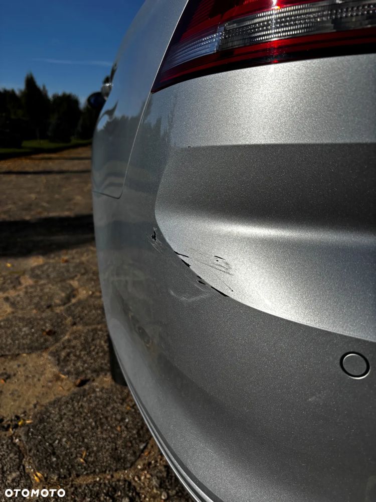 Volkswagen Passat - 13