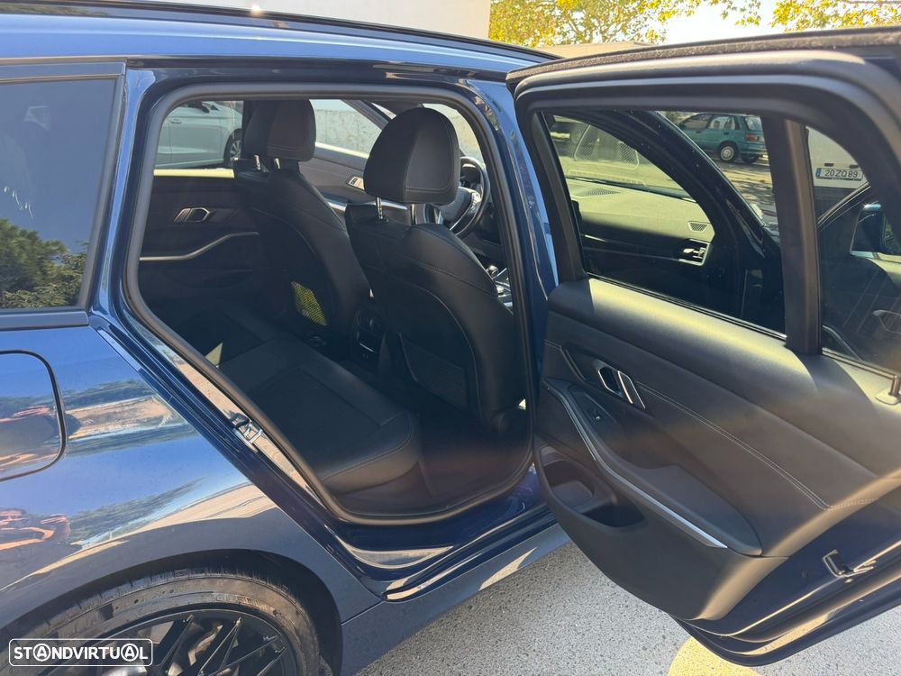 BMW 330 e Aut. Sport Line - 11