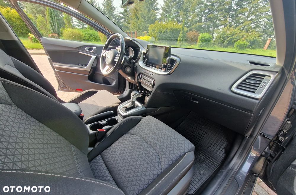 Kia XCeed 1.5 T-GDI M DCT - 13