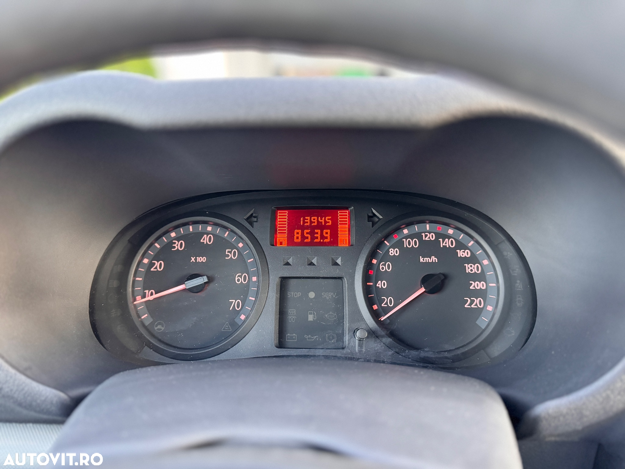 Renault Clio III 1.2 16V Authentique - 9