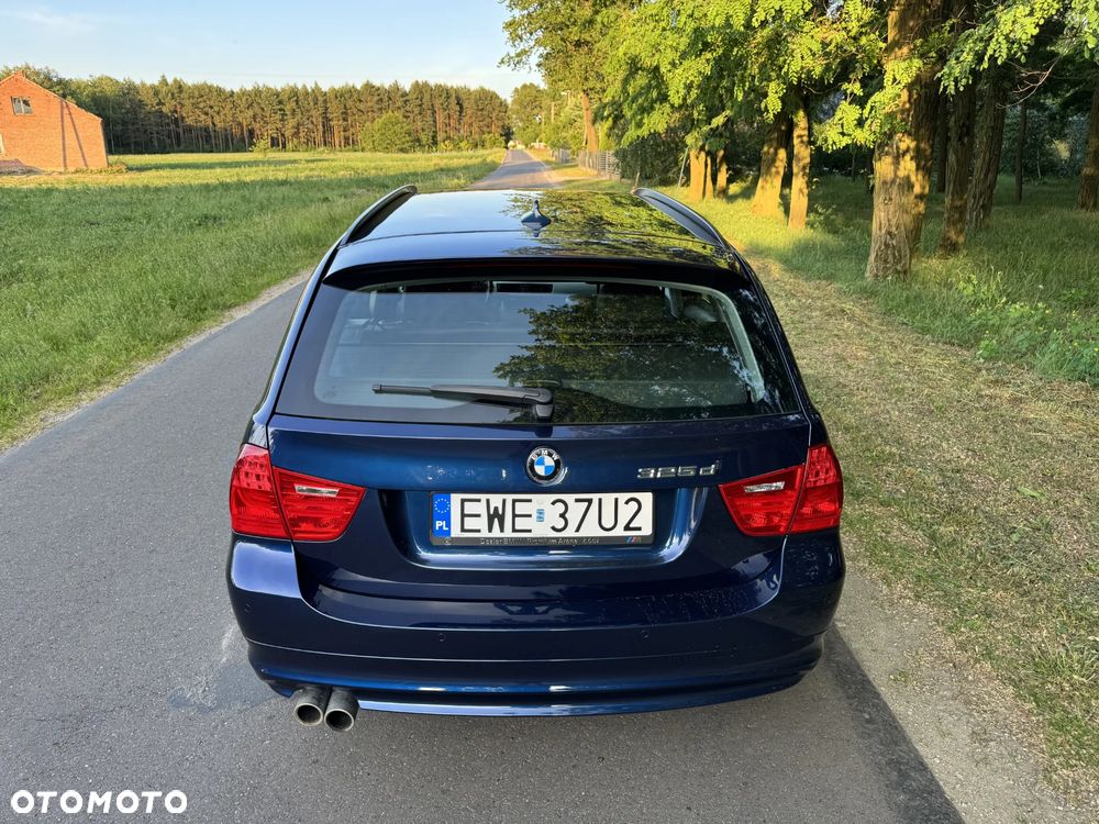 BMW Seria 3 325d - 8