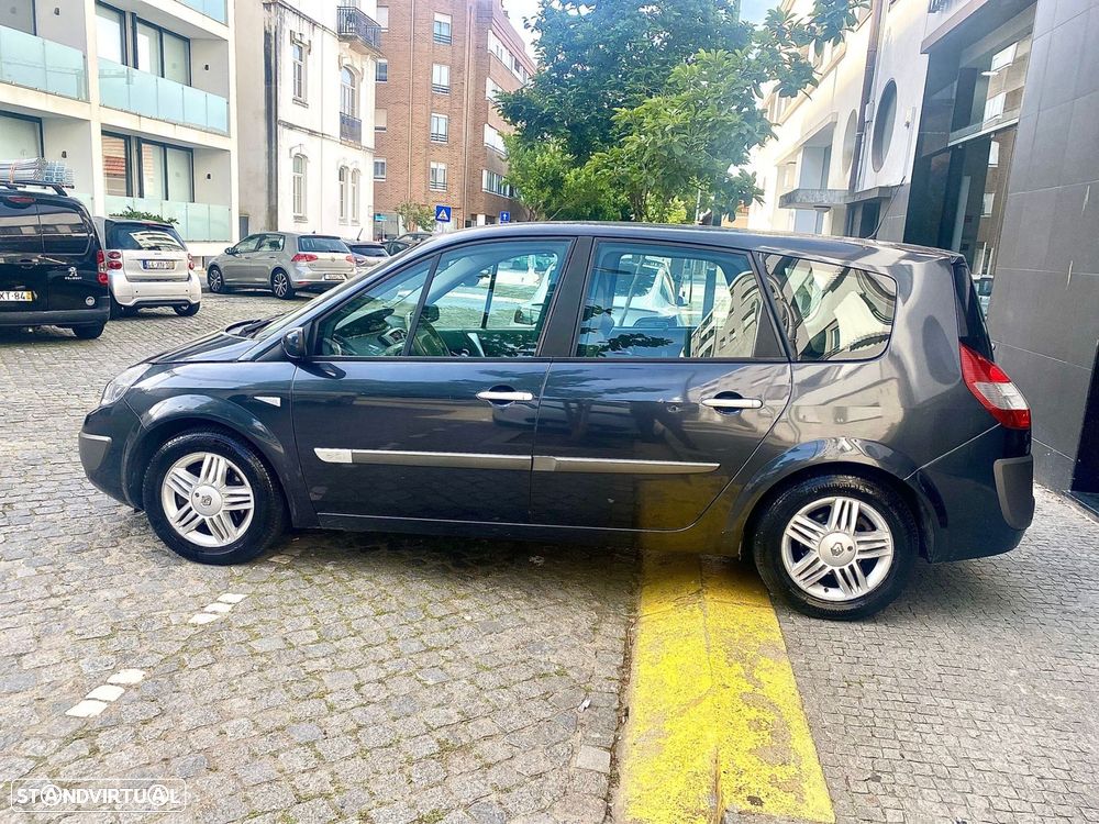 Renault Grand Scénic 1.5 dCi Privilège - 8