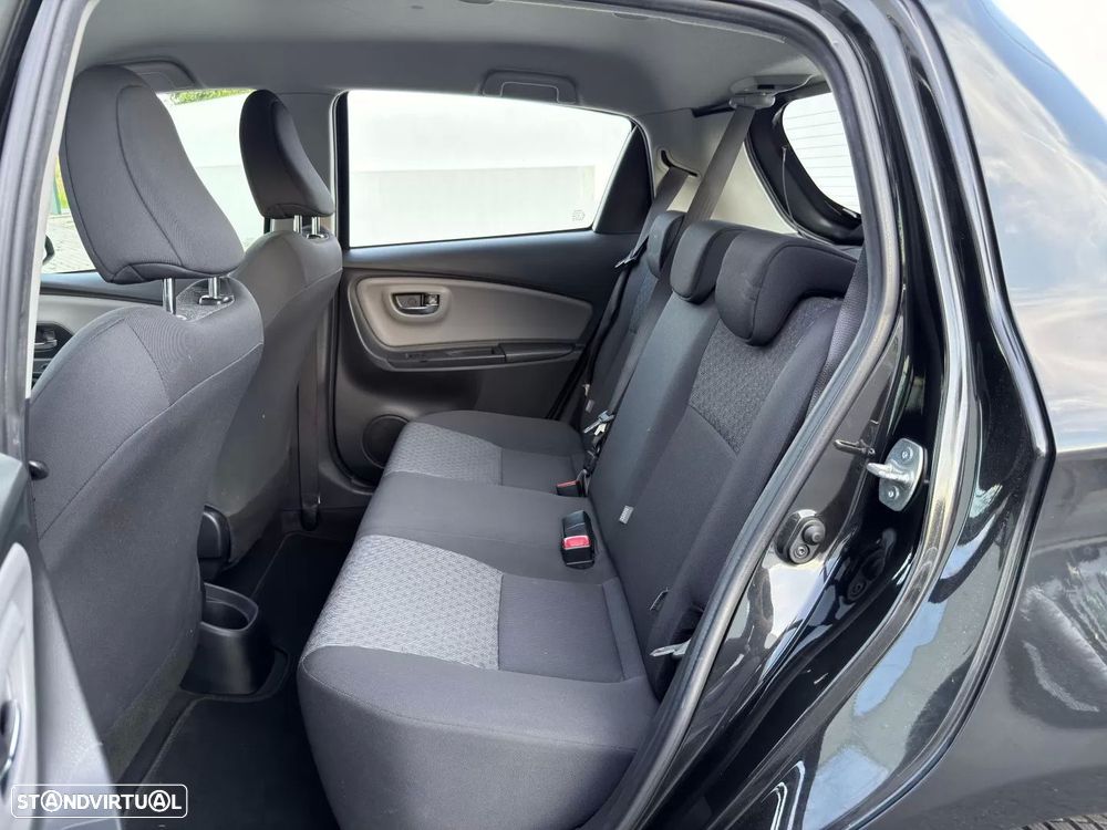 Toyota Yaris 1.4 D-4D Comfort+P.Style - 14