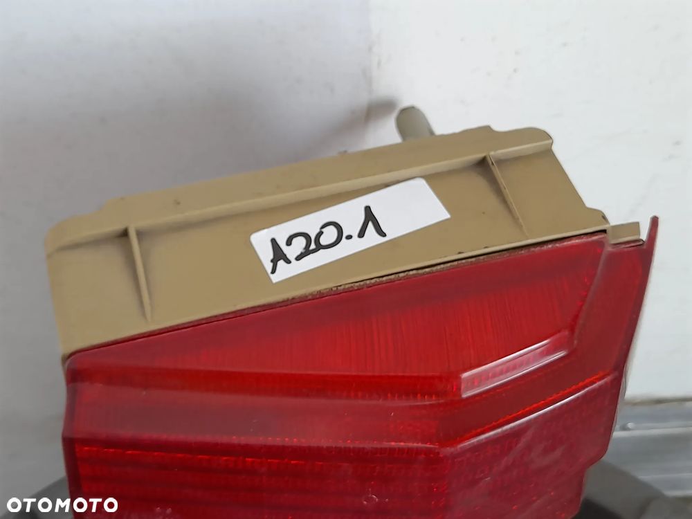 Lampa prawy tył Ford Escort MK3 81AG13A602DA - 3
