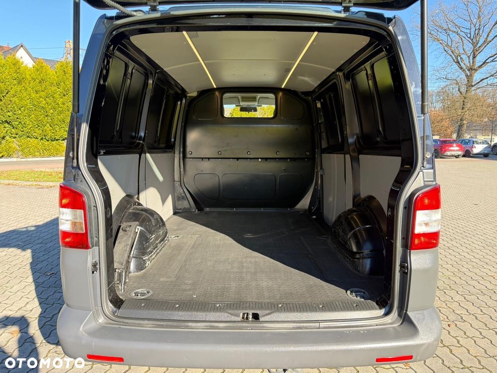 Volkswagen Transporter Caravelle 4MOTION Edition - 18