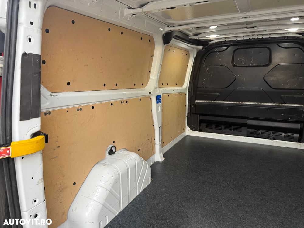 Ford Transit Custom L2H1 2.0L CR TC DSL PANTHER G - 27