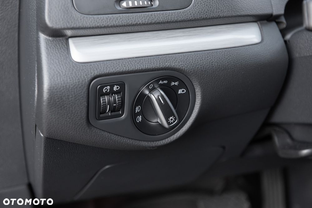 Volkswagen Sharan 2.0 TDI DSG BlueMotion Technology Highline - 18