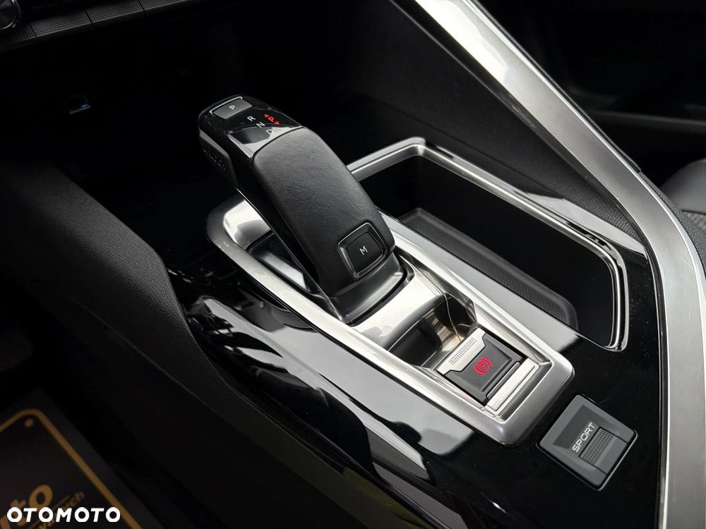 Peugeot 3008 PureTech 130 Stop & Start EAT6 Active - 32