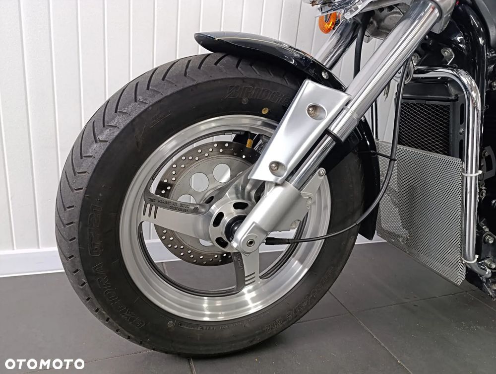 Suzuki Marauder - 10
