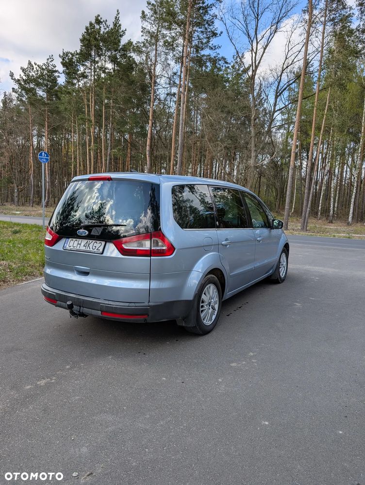 Ford Galaxy 2.0 Ghia - 3