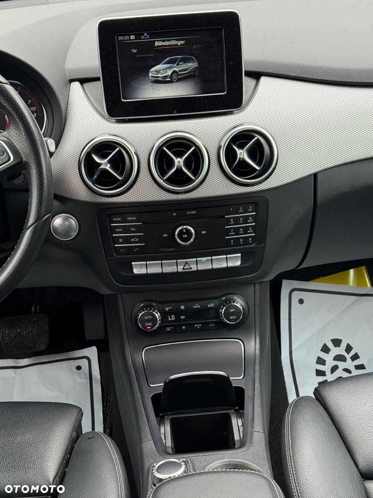 Mercedes-Benz Klasa B 200 7G-DCT Style - 16