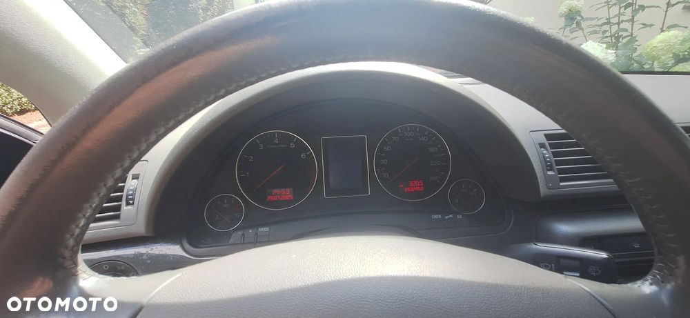 Audi A4 Limousine 2 - 8