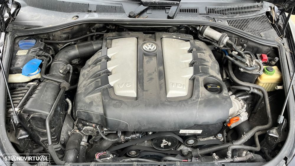 VW Touareg 3.0 TDI V6 - 12