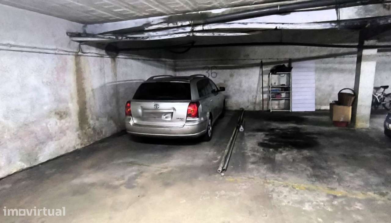 Venda de Lugar de garagem no centro da cidade, na Póvoa de Varzim - Grande imagem: 3/4