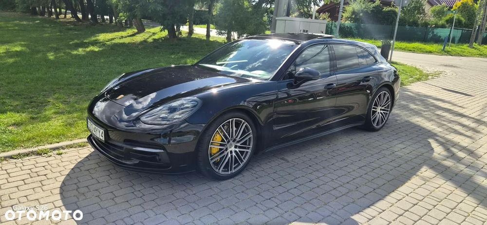 Porsche Panamera 4S Executive - 33