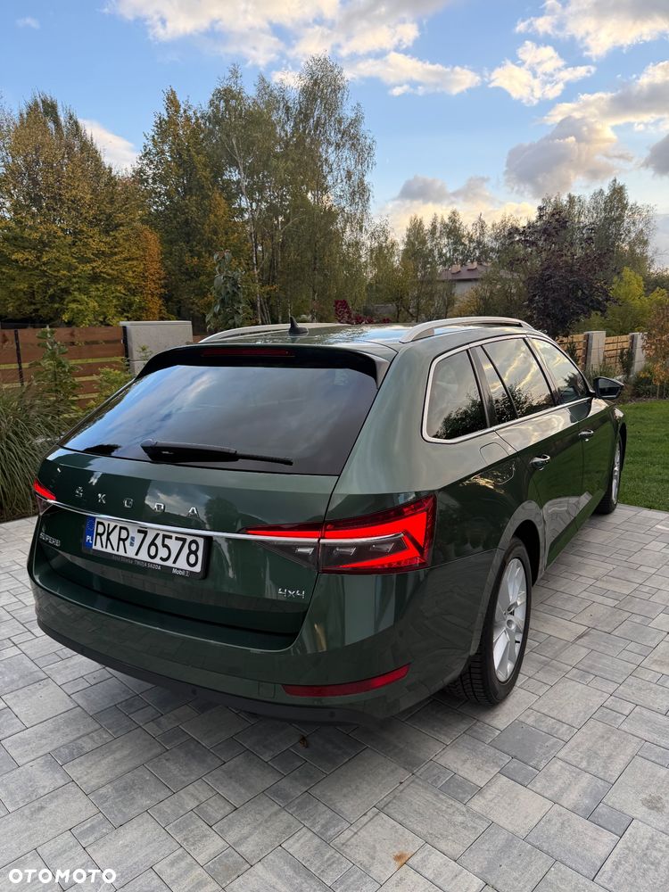 Skoda Superb 2.0 TDI SCR 4x4 Style DSG - 10