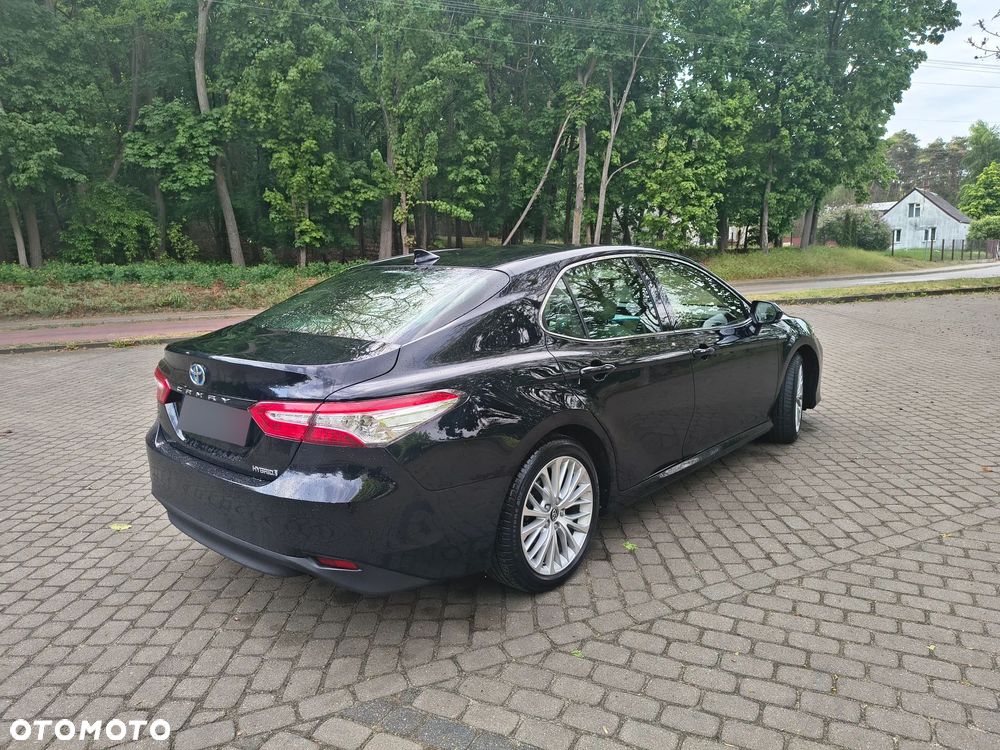 Toyota Camry 2.5 Hybrid Executive CVT - 4