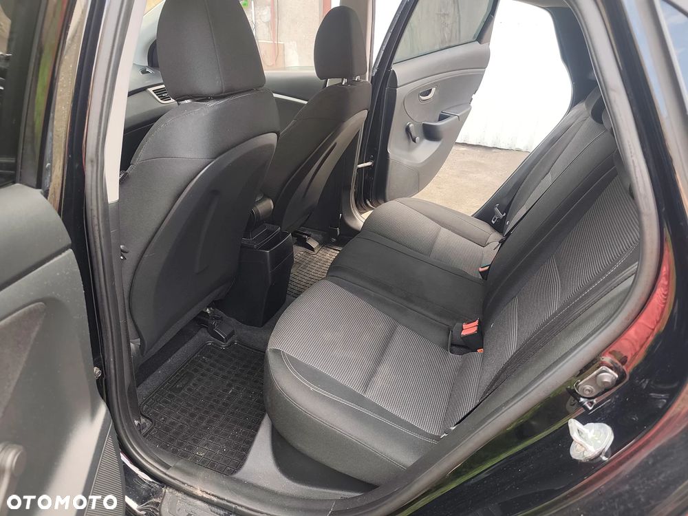 Hyundai i30 1.4 Classic - 10