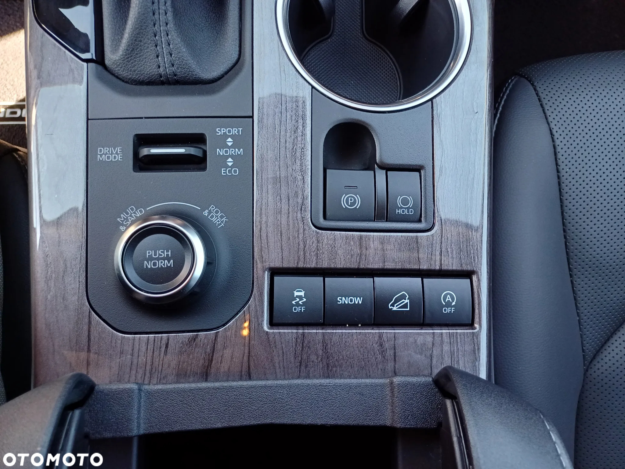 Toyota Grand Highlander - 17