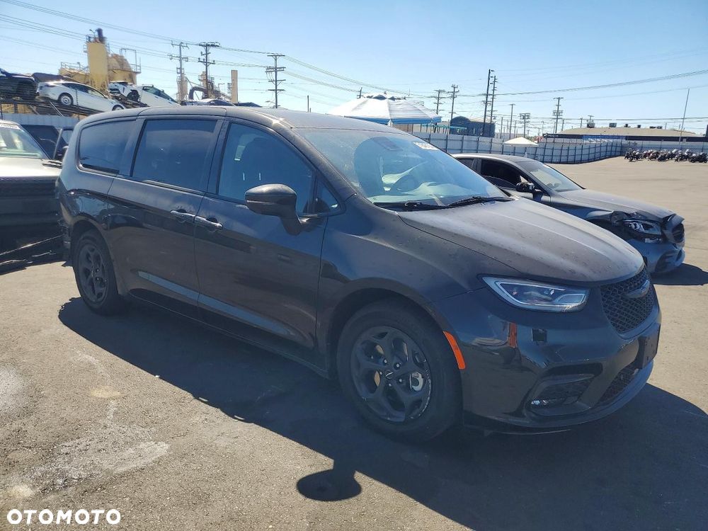 Chrysler Pacifica