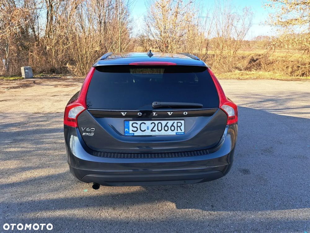 Volvo V60 D3 Kinetic - 8