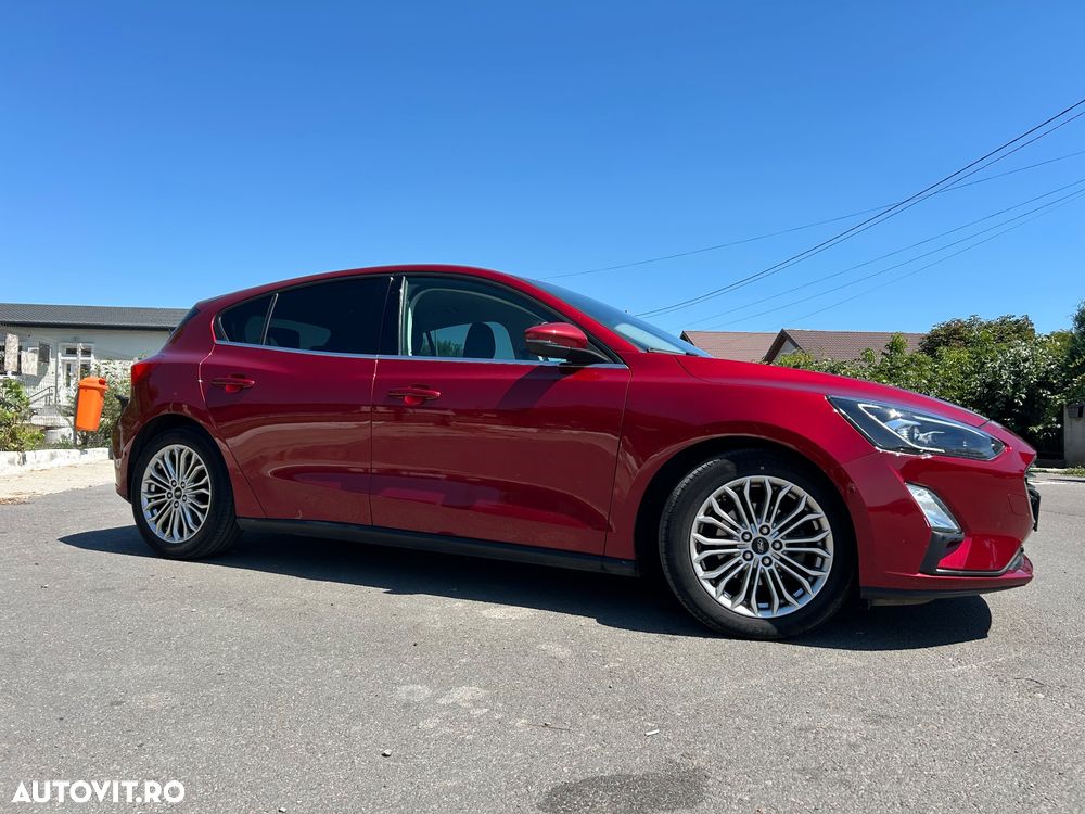 Ford Focus 1.0 EcoBoost Titanium - 9