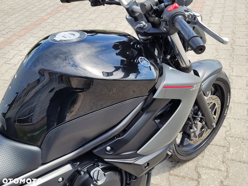 Yamaha XJ - 13