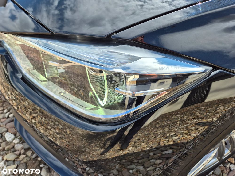 BMW Seria 3 320i Advantage sport - 21