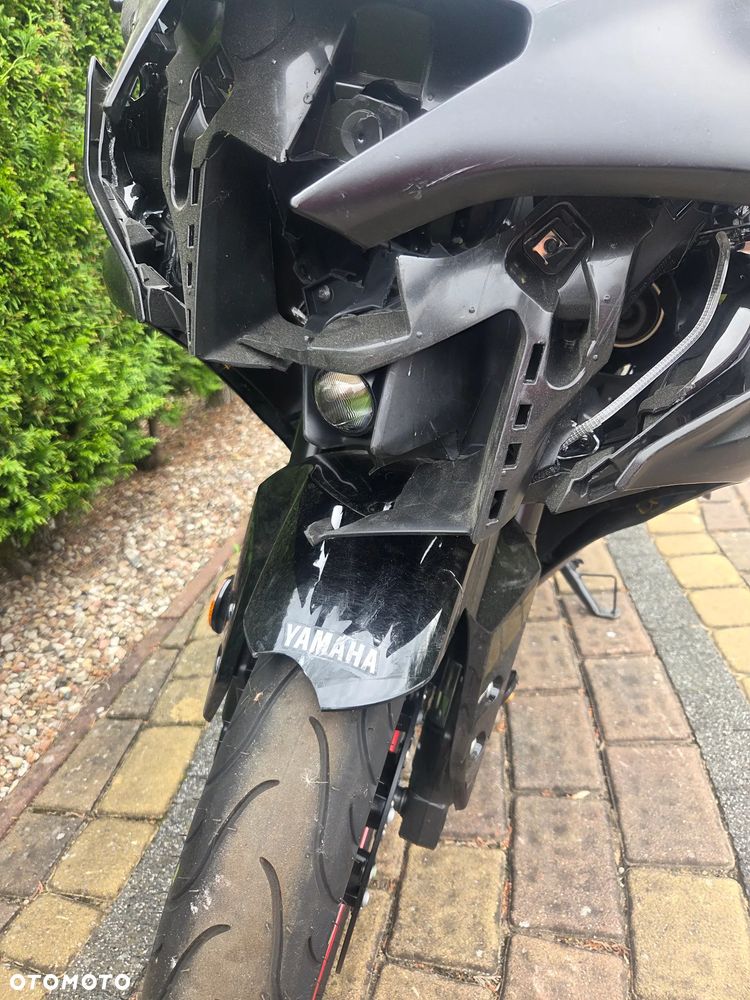 Yamaha YFZ - 9