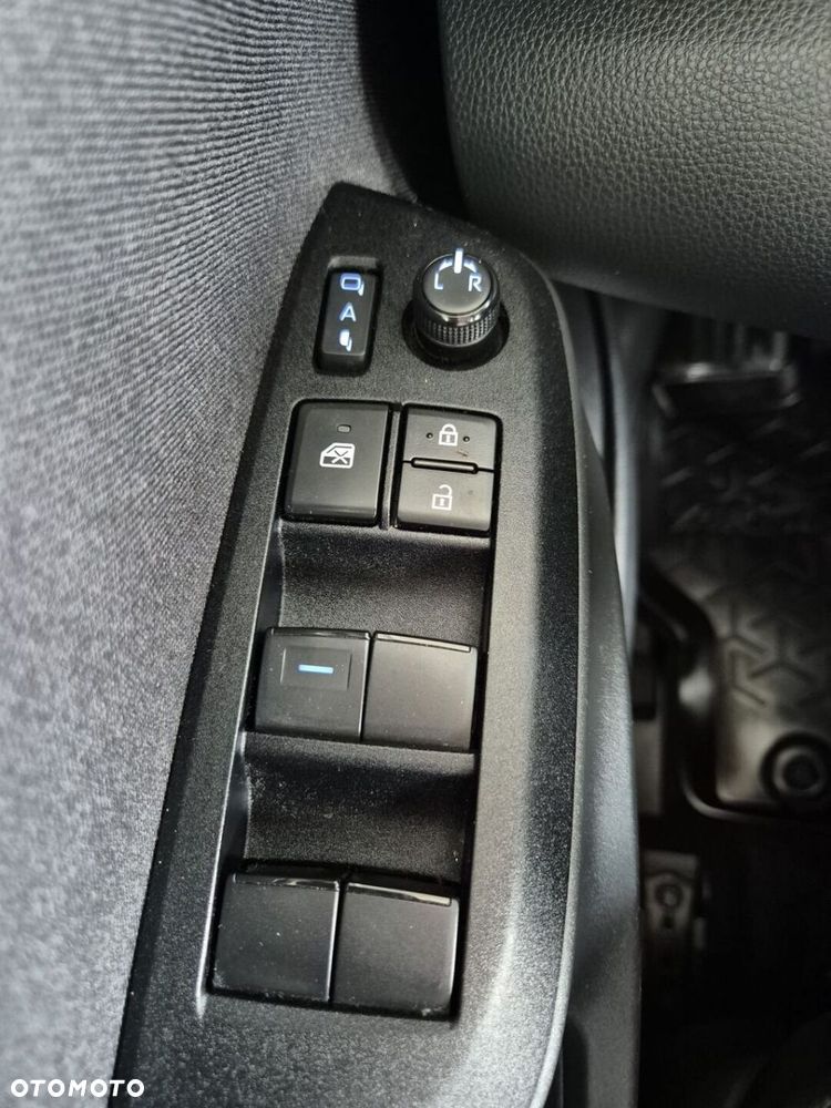 Toyota Yaris Cross Hybrid 1.5 Comfort 4x4 - 9
