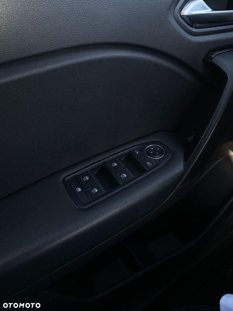 Renault Captur 1.6 E-TECH Full Hybrid 145 Intens - 15