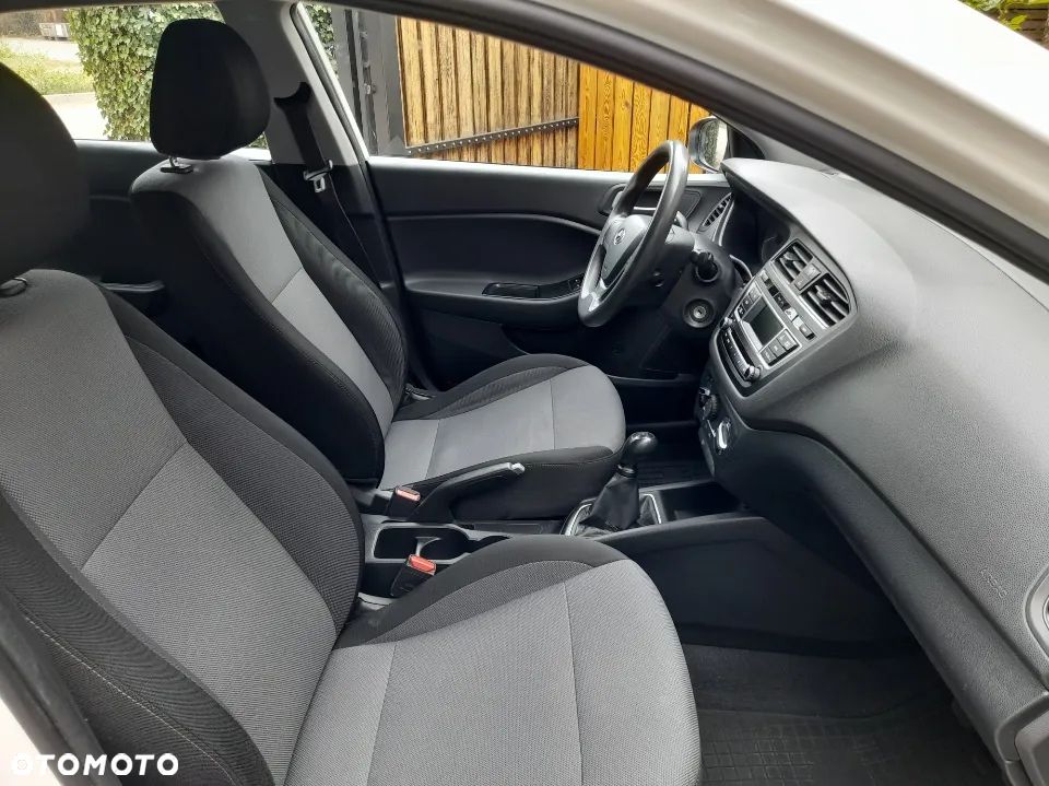 Hyundai i20 1.2 Classic + - 10