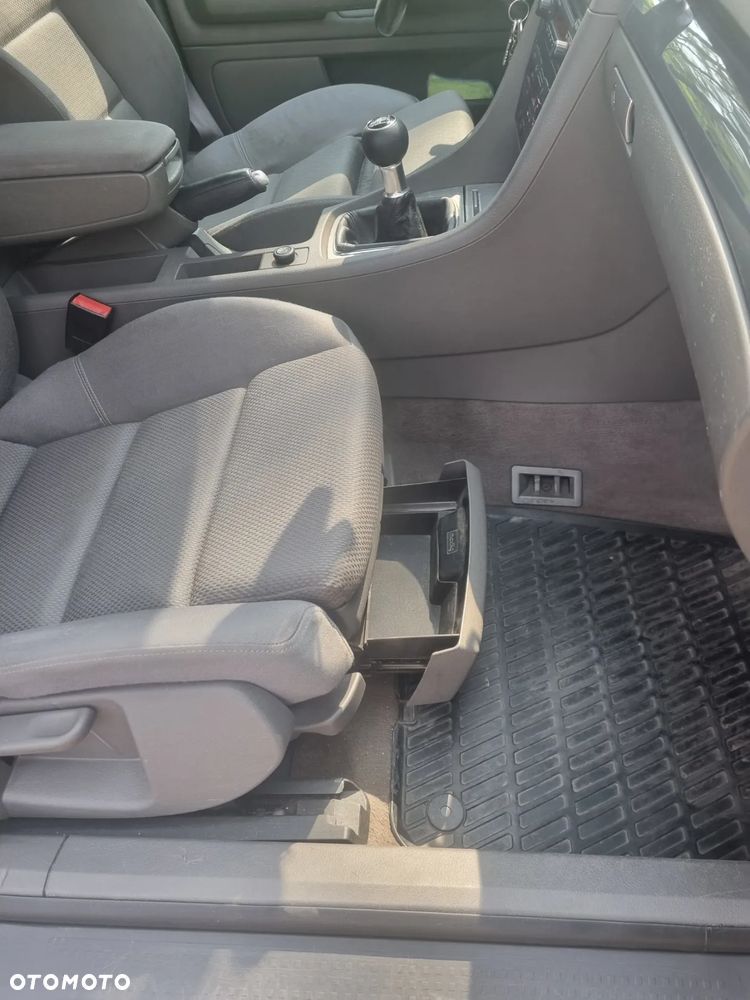 Audi A4 1.8T Quattro - 8