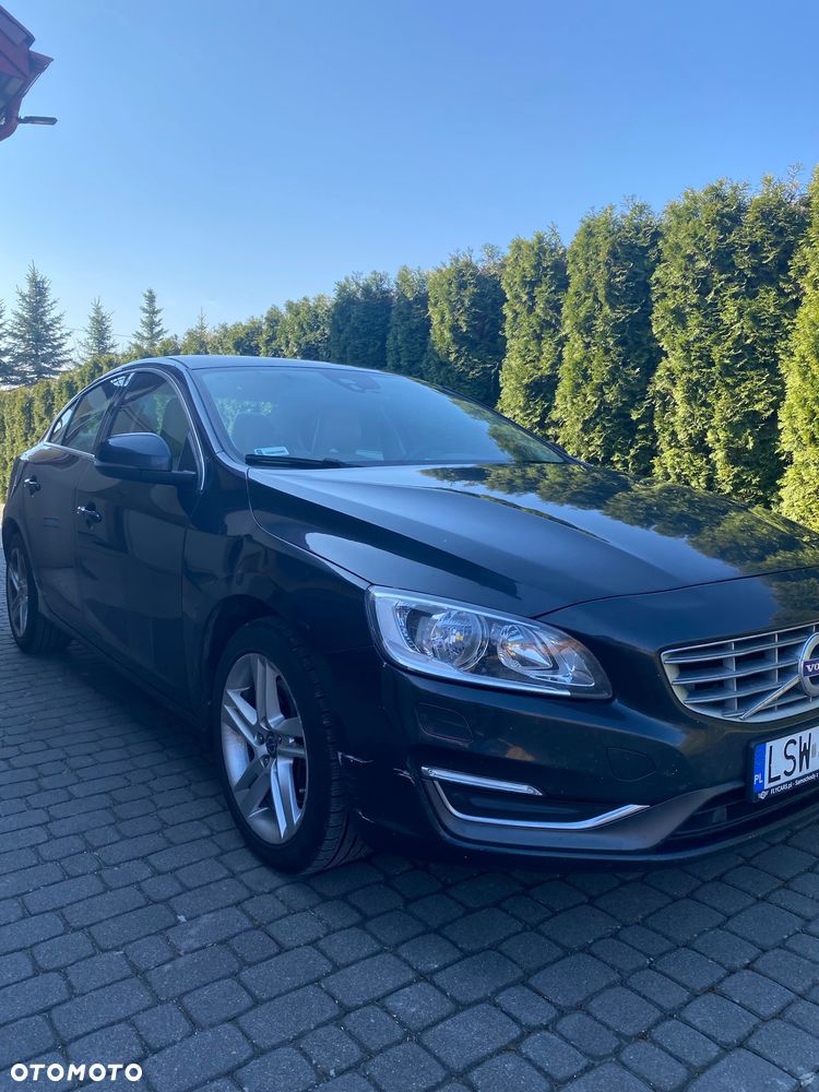 Volvo S60 - 2