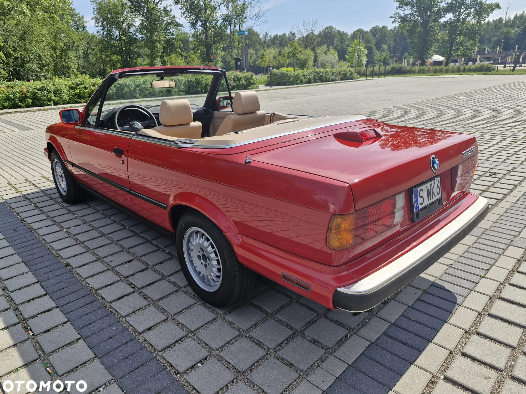 BMW Seria 3 323i - 3