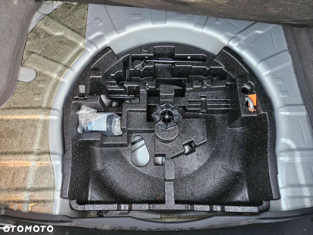 Opel Vectra 2.2 GTS - 24