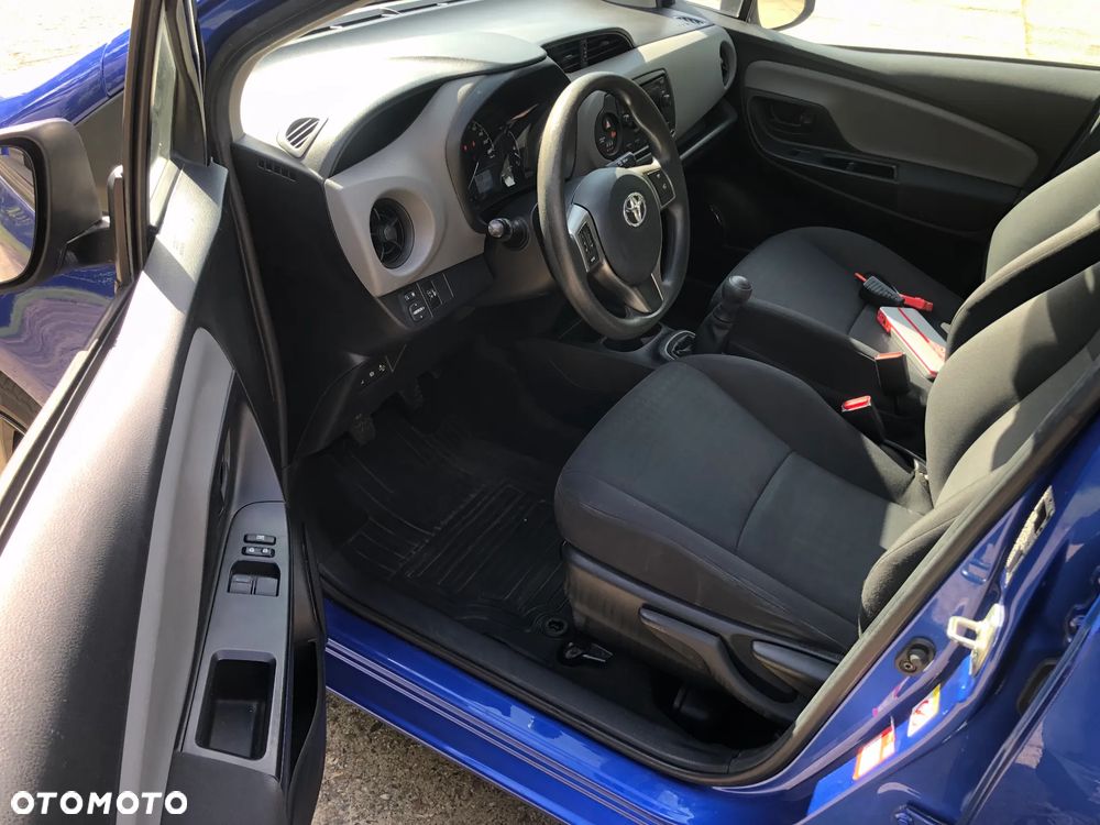 Toyota Yaris 1.0 Active - 12