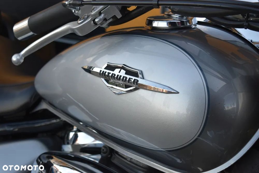 Suzuki VL 800 Volusia - Boulevard C50 - 41