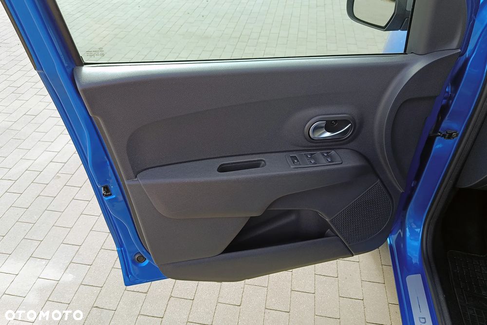 Dacia Lodgy SCe 100 Stepway - 19