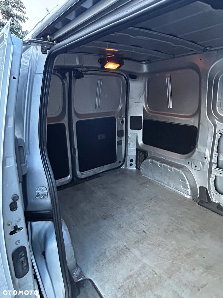 Nissan NV200 - 5