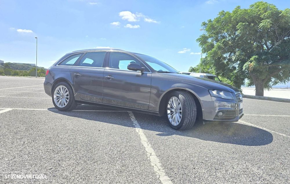 Audi A4 Avant 2.0 TDI exclusive Multitronic - 11